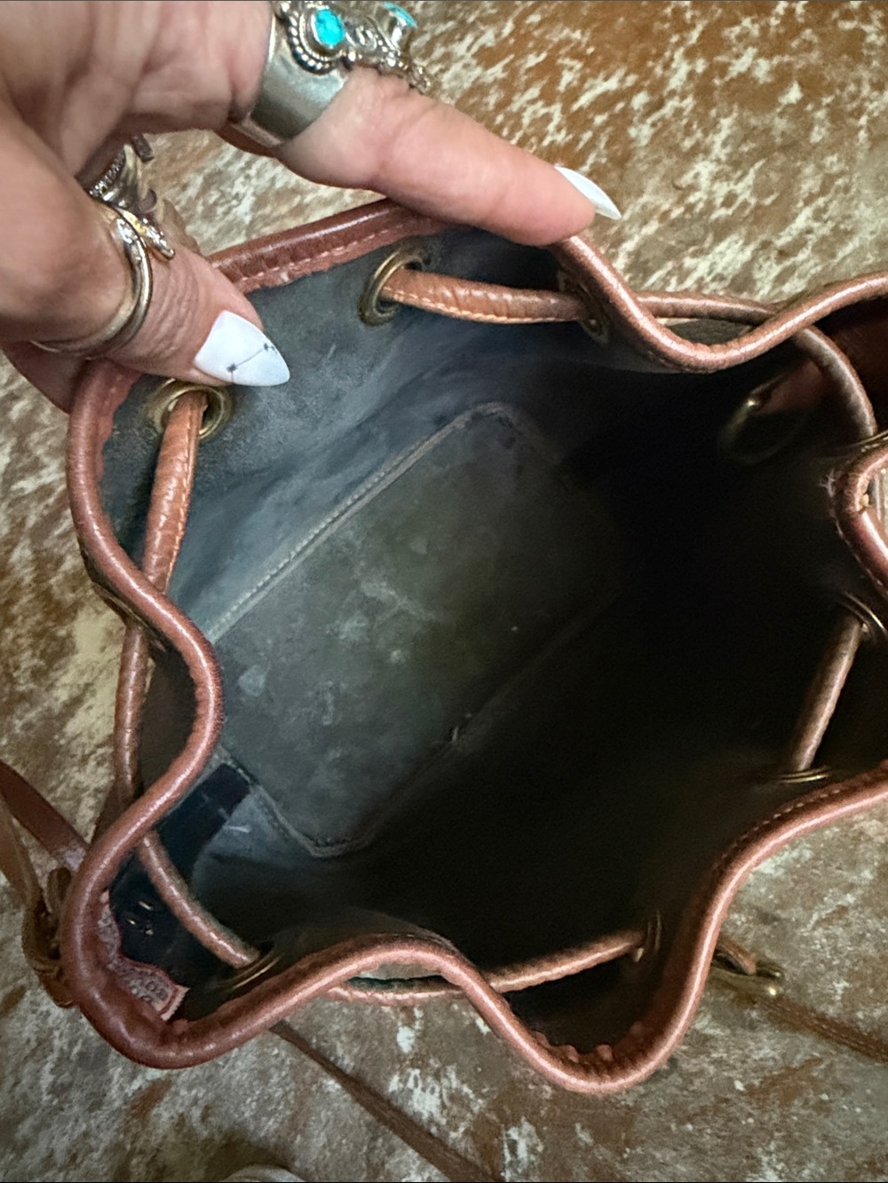 Dooney & Bourke Leather Bucket crossbody - Picture 8 of 15